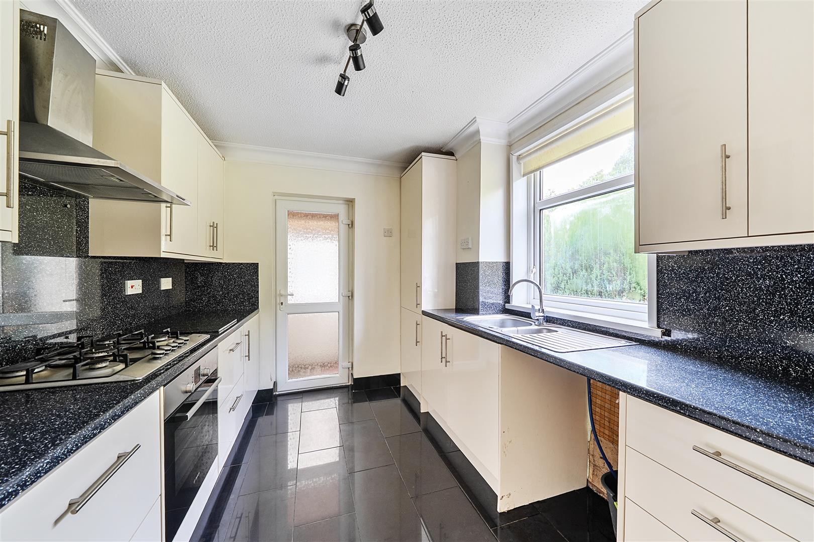 Gendros Avenue East, Gendros, Swansea, SA5 8DE